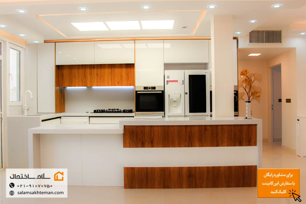 آشپزخانه مدرن با کابینت هایگلاس سفید قهوه ای